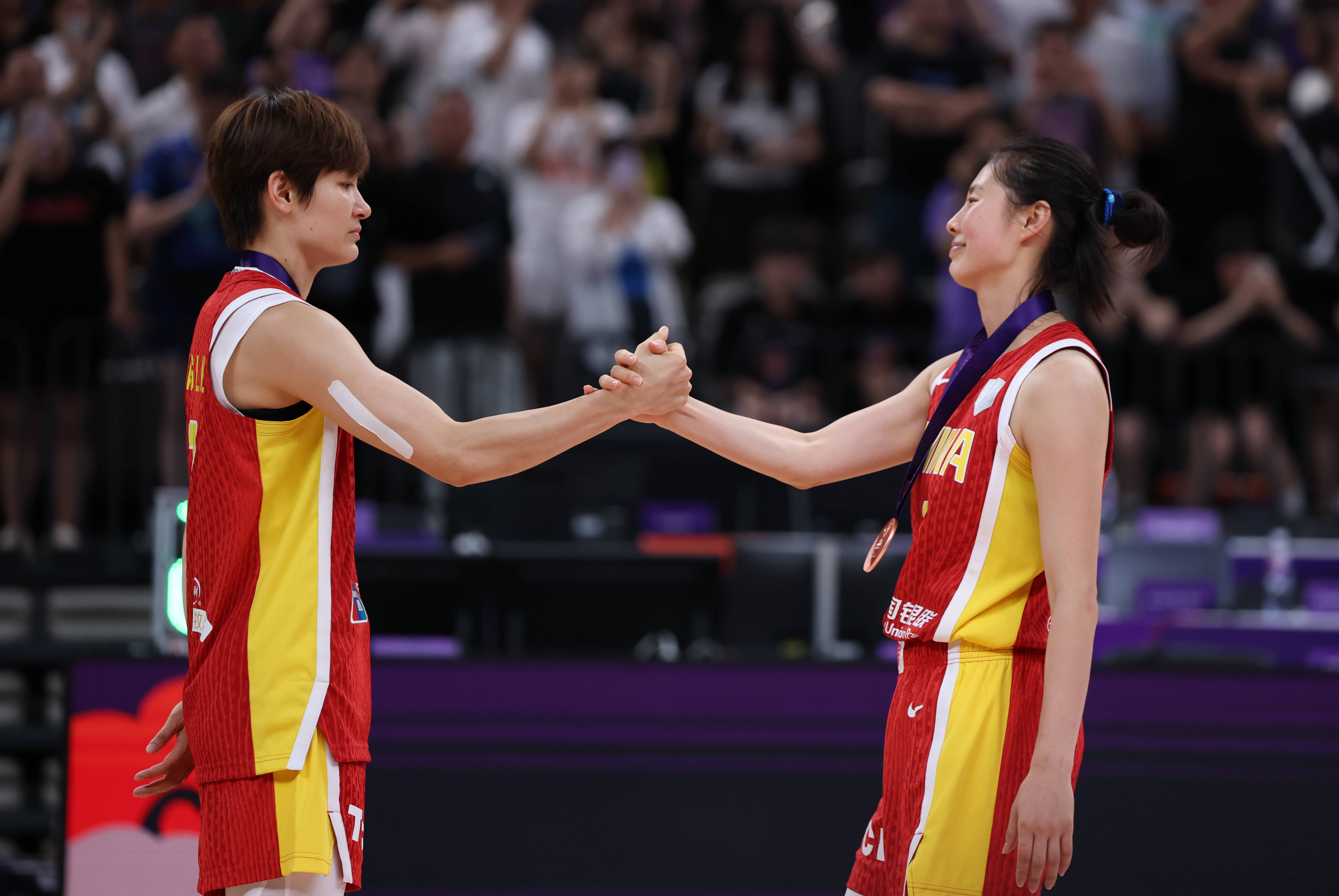 （体育）篮球——女篮亚洲杯：中国队获季军(3)