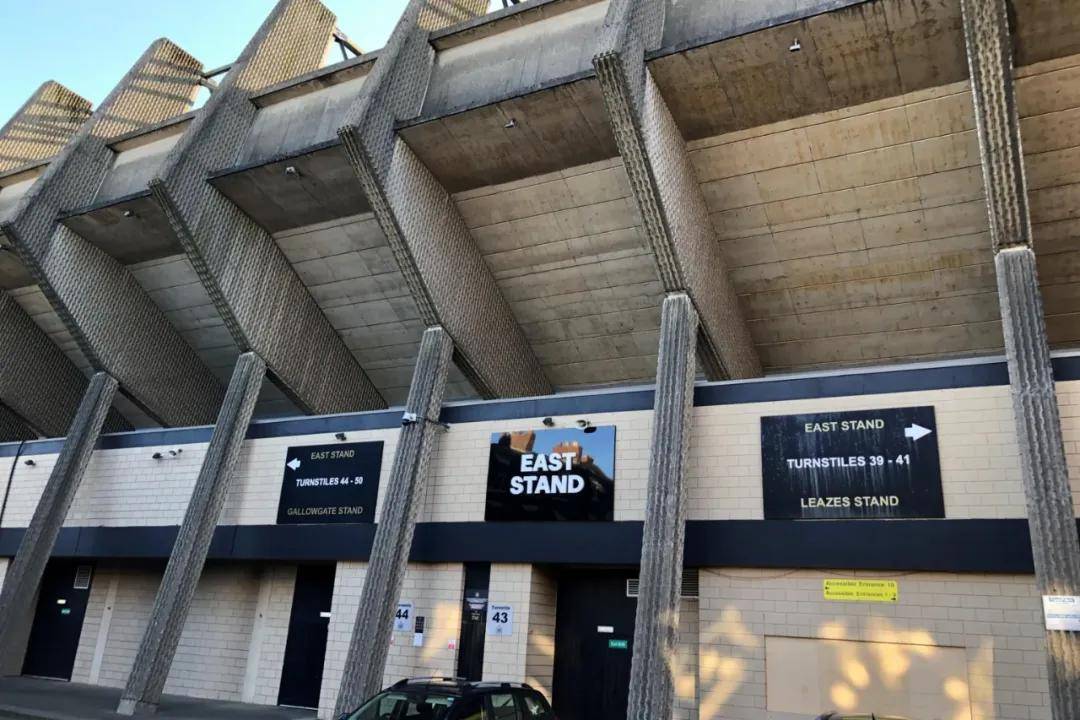 纽卡斯尔联：扩建圣詹姆斯公园，还是新建6.5万座球场？